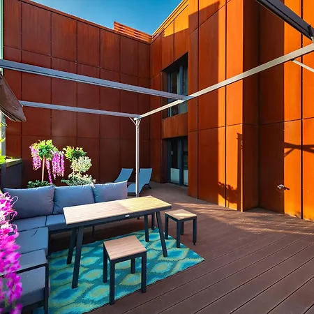 With Private Terrace By Nearto Pl Apartment *