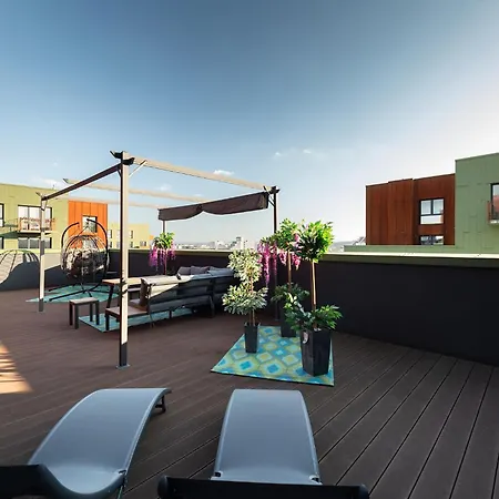 With Private Terrace By Nearto Pl Lägenhet